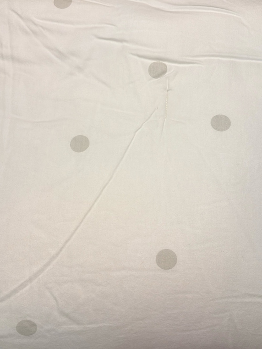 Kate Spade Polka Dot Full size comforter- white/cream with Light Gray Dots